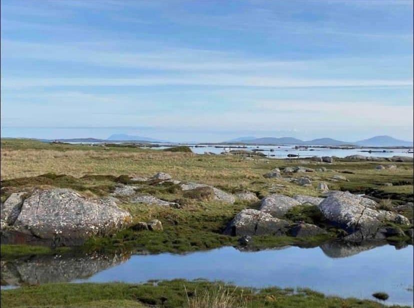Drop Anchor House, Spacious 3 Bedroom Apartment, Fabulous Sea Views Cleggan Extérieur photo
