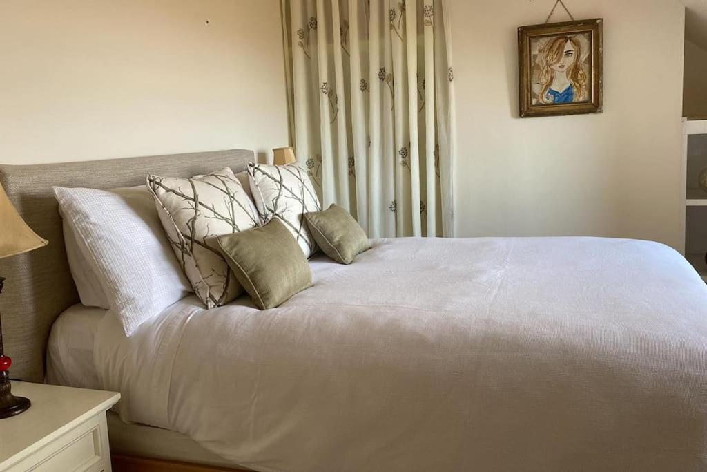 Drop Anchor House, Spacious 3 Bedroom Apartment, Fabulous Sea Views Cleggan Extérieur photo